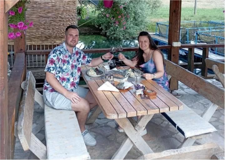 Priča sa nagradne igre: Romantična godišnjica na Imanju Božović u Nikšiću