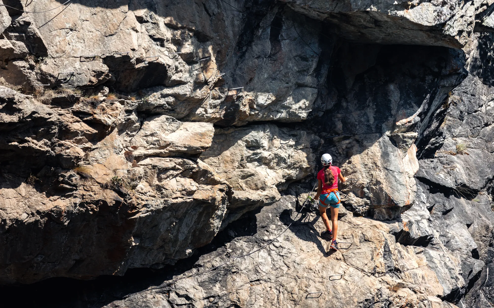 Via Ferrata u Crnoj Gori – vertikalni izazov, adrenalin i pogled sa visine